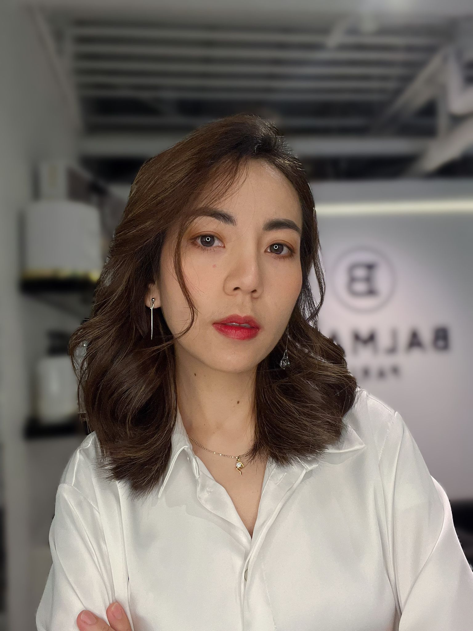 Amika Wang, creative balayage specialist and hair stylist in Vancouver at Salon Era