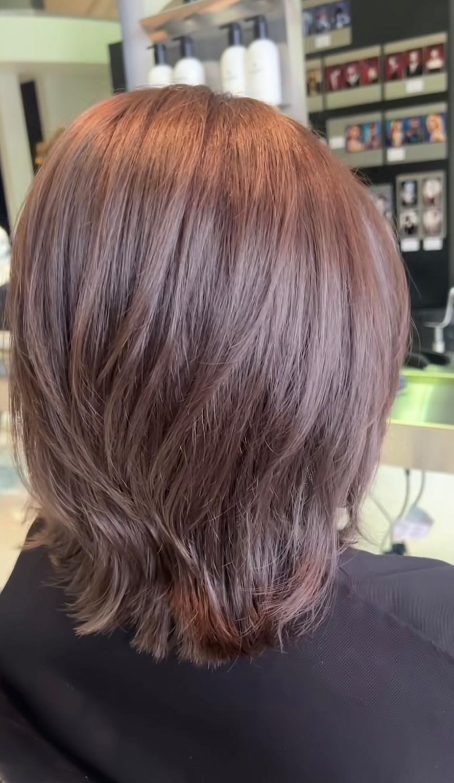 Soft Wolf Cut 后侧造型效果，温哥华韩风潮流发型，Amika Wang Pooraya | Salon Era Vancouver